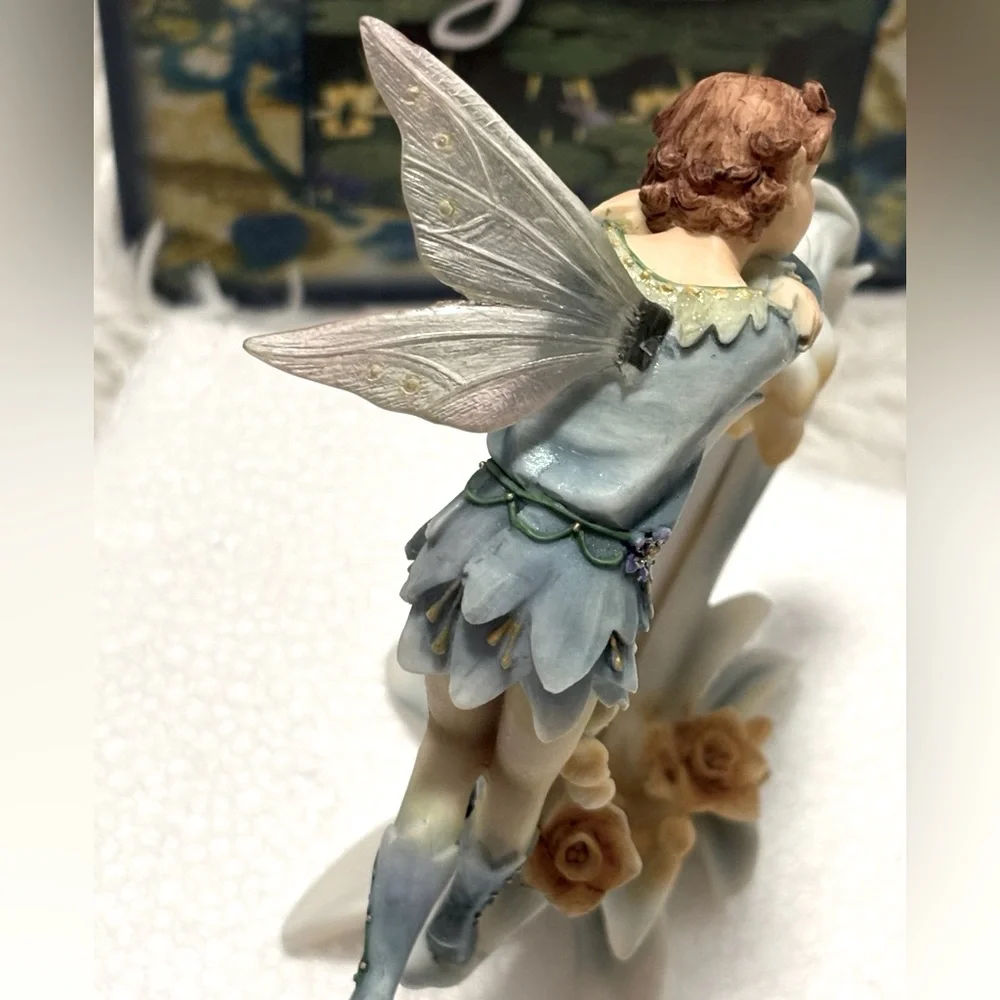 Faerie Glen “longing for you “ Heart Shaped picture frame figurine